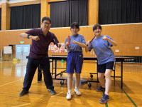 ③